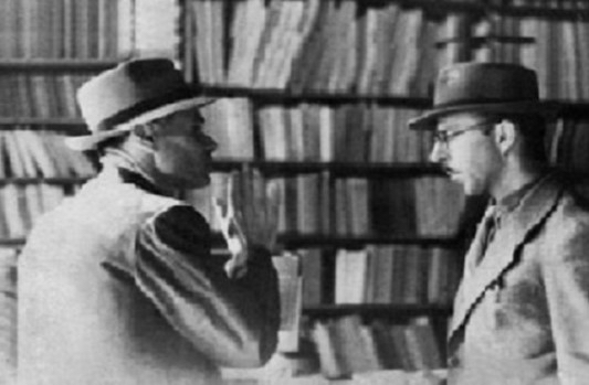 8. Kokalari: La consapevolezza della scrittura e la resistenza