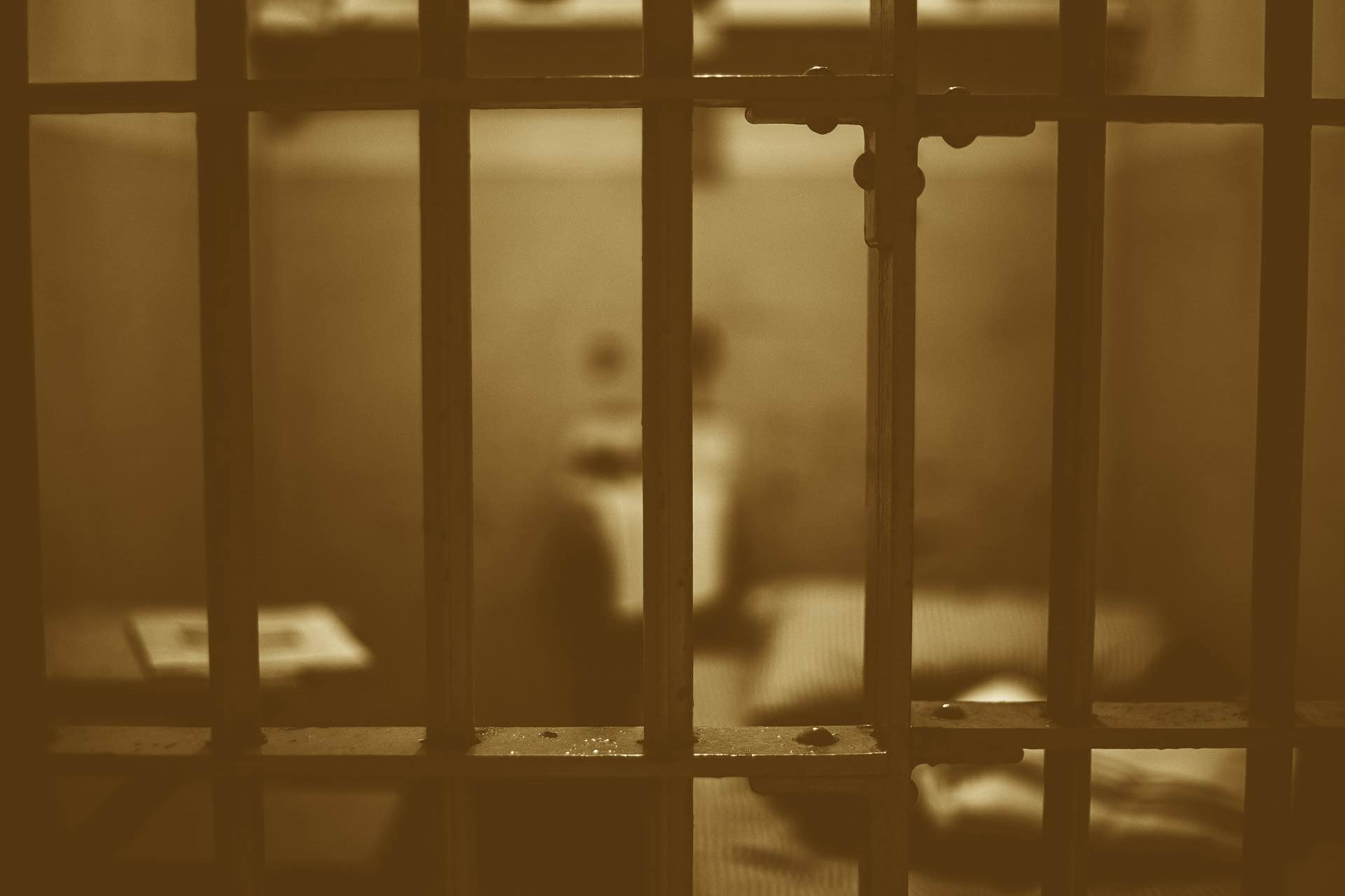 Carcerazione, pene alternative, rieducazione: vecchie nuove questioni del carcere penale in un dialogo con Mauro Palma